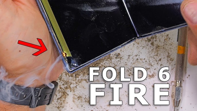 Galaxy Z Fold 6 tested by JerryRigEverything